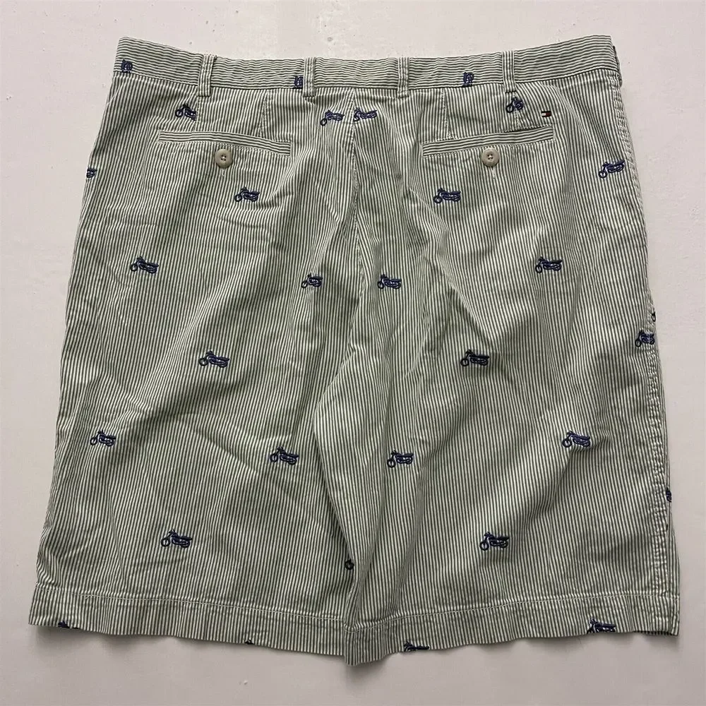 Tommy Hilfiger 42 x 11
